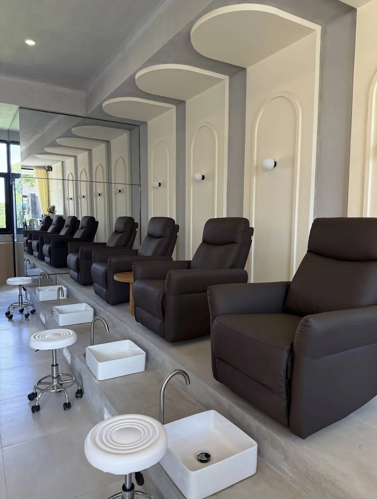 Only Nail's Bali interior